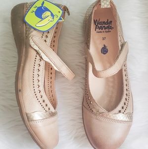 Wanda Panda Mary Jane Shoes